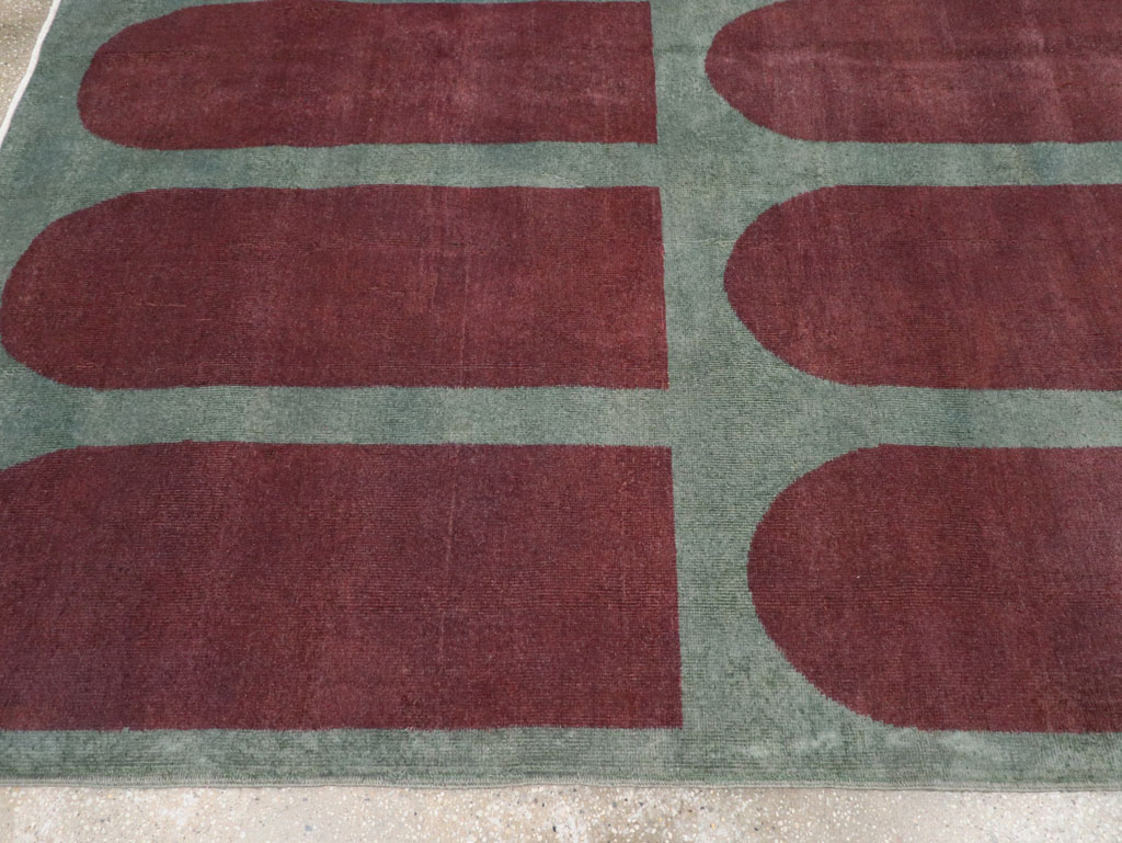 Vintage Turkish Art Deco Stye Room Size Carpet, No.31271 - Staging