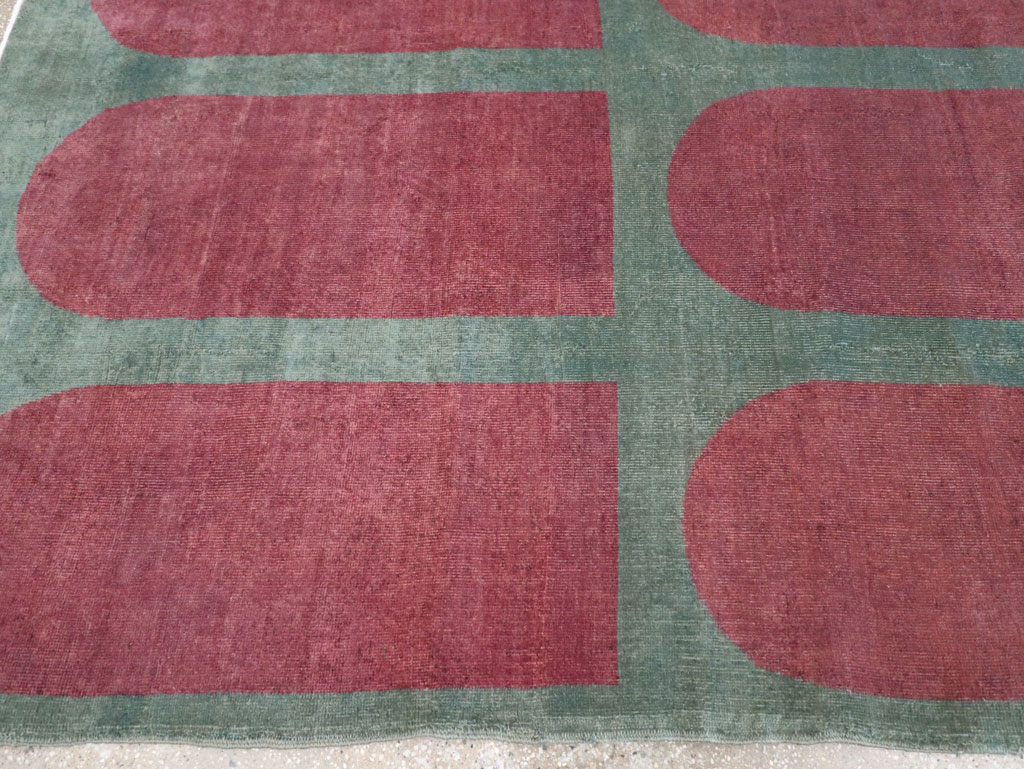 Vintage Turkish Art Deco Style Room Size Carpet, No.31273 - Staging