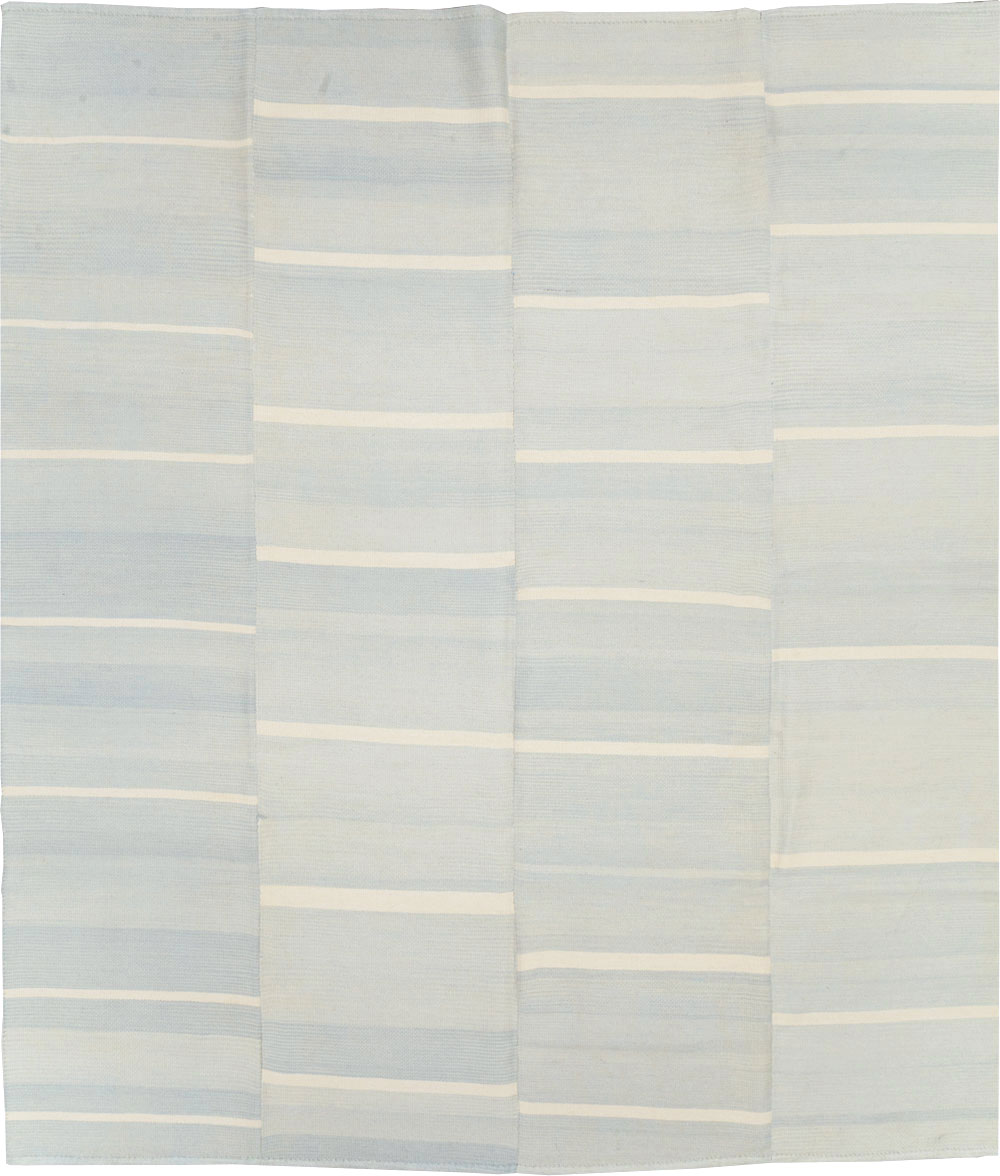 Contemporary Turkish Flatweave Kilim Room Size Carpet, No.31277 - Staging