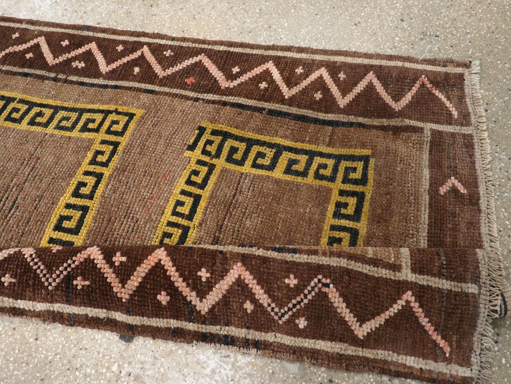 Vintage Turkish Anatolian Tribal Runner, No.31280 - Staging