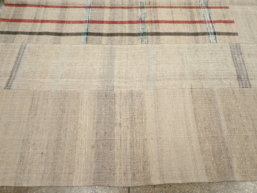 Vintage Turkish Flatweave Kilim Room Size Carpet, No.31285 - Staging