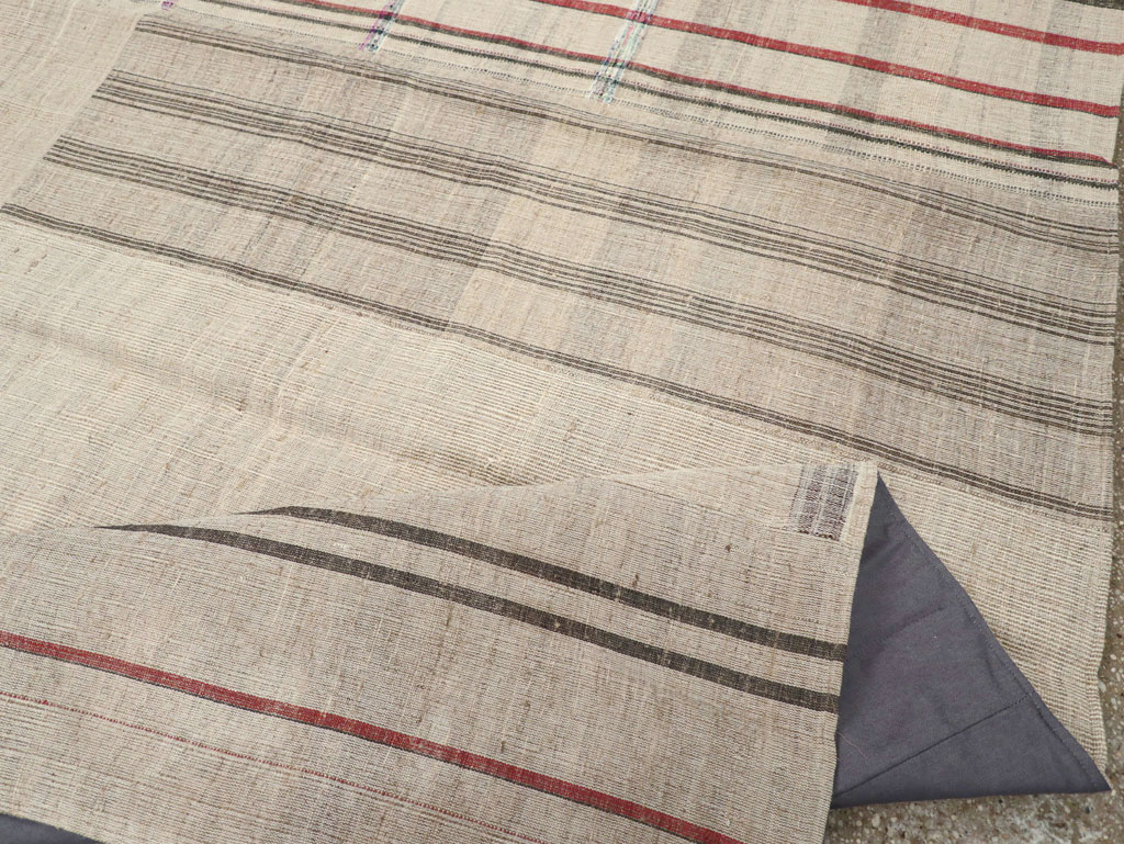 Vintage Turkish Flatweave Kilim Room Size Carpet, No.31285 - Staging