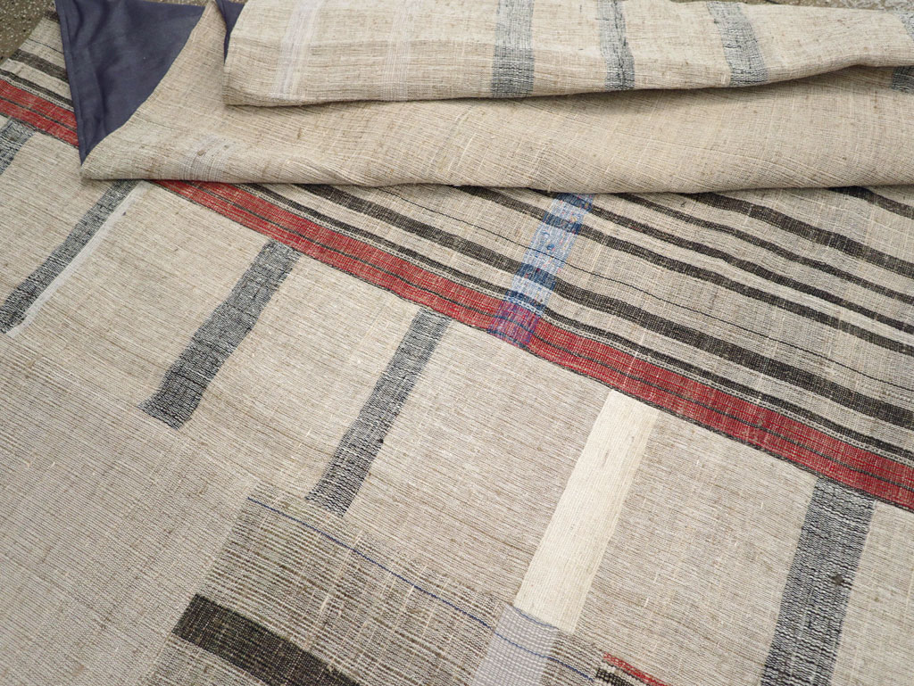 Vintage Turkish Flatweave Kilim Room Size Carpet, No.31297 - Staging