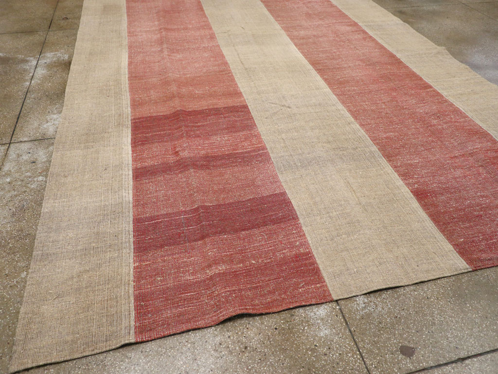 Vintage Turkish Flatweave Kilim Room Size Carpet, No.31306 - Staging