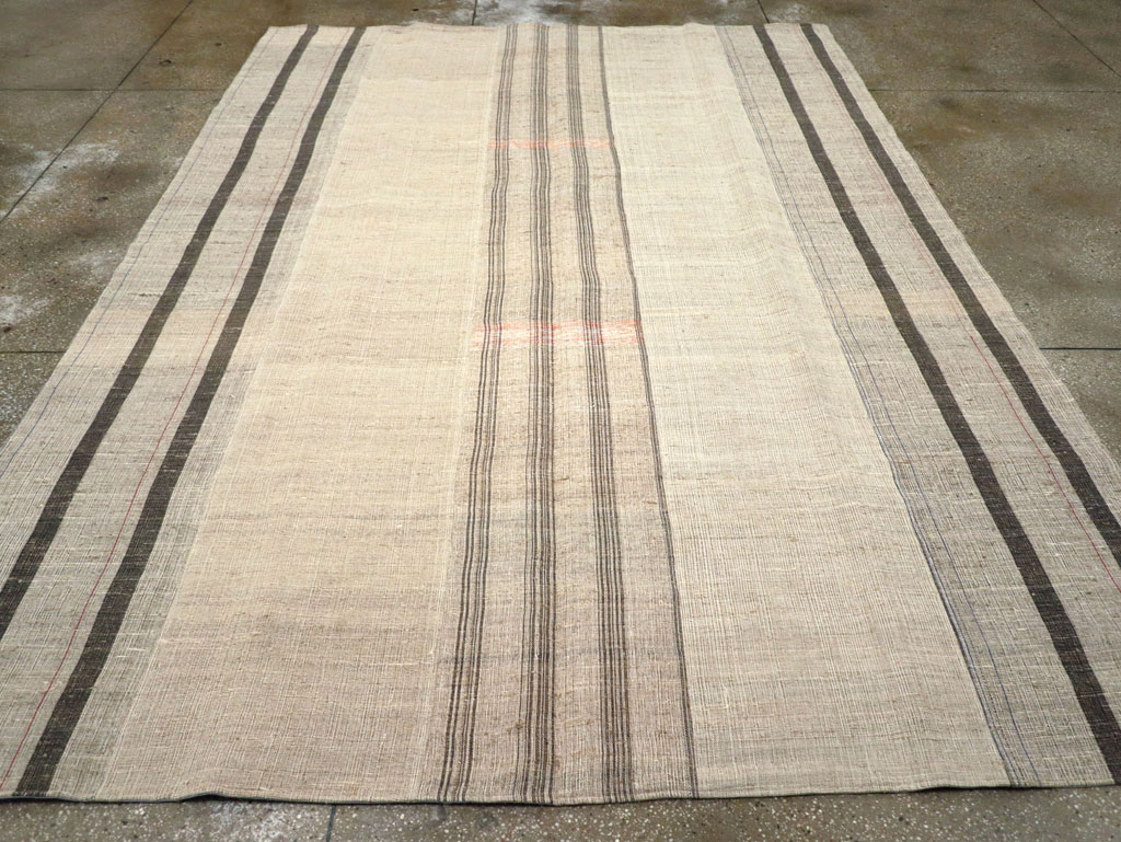 Vintage Turkish Flatweave Kilim Room Size Carpet, No.31313 - Staging