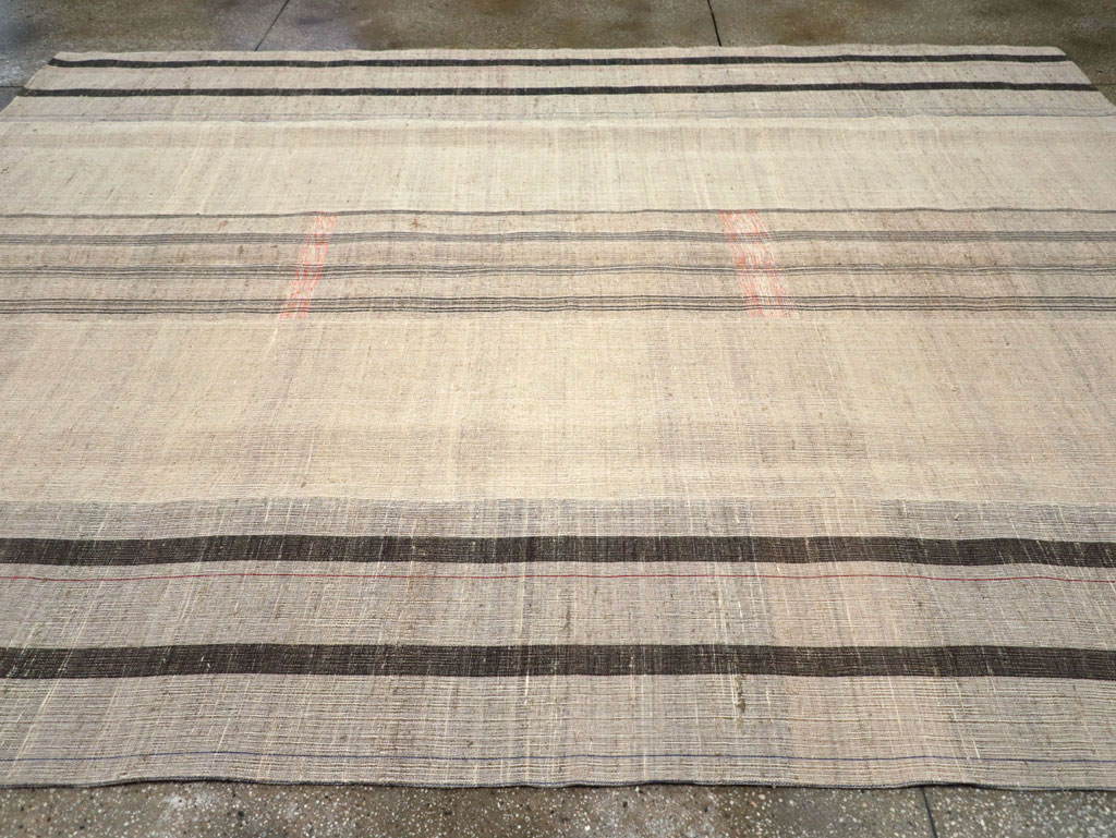 Vintage Turkish Flatweave Kilim Room Size Carpet, No.31313 - Staging