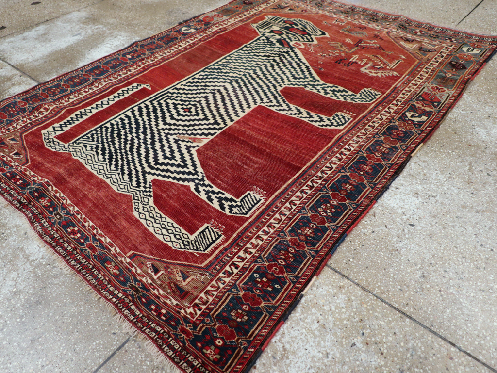 Antique Persian Qashqai Pictorial Accent Rug, No.31320 - Staging