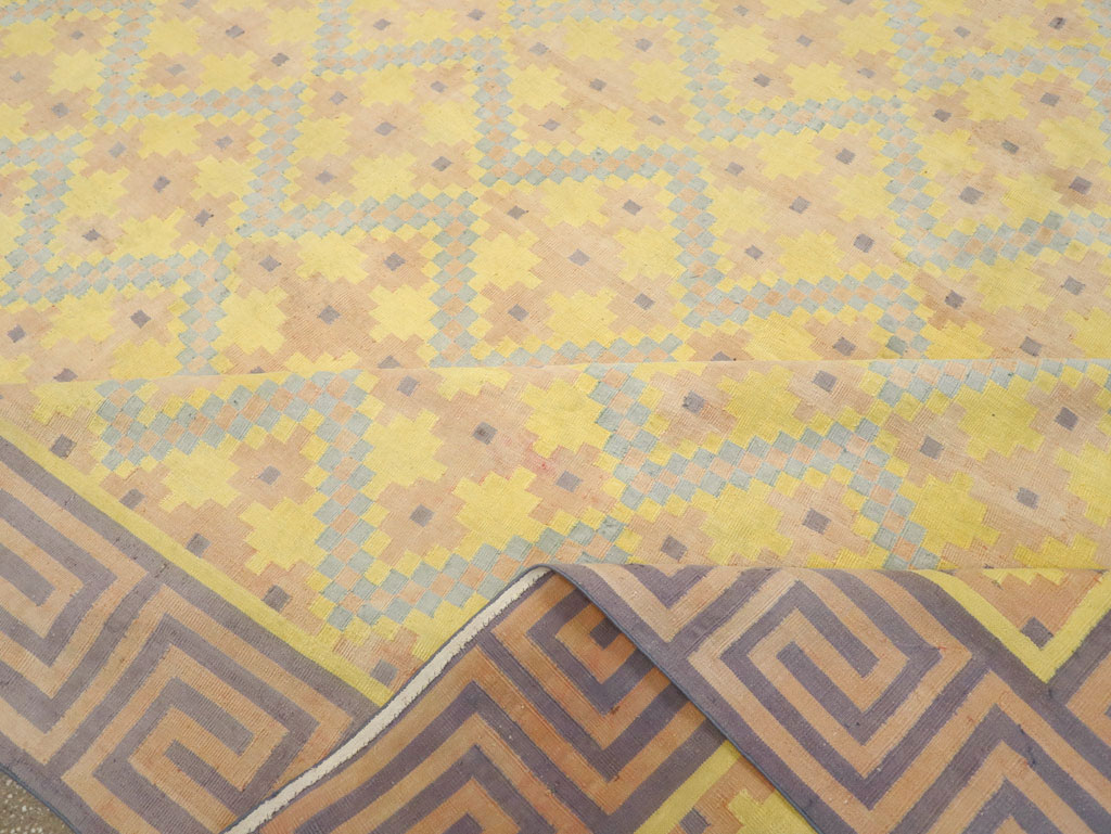 Vintage Indian Flatweave Dhurrie Square Large Carpet, No.31323 - Staging