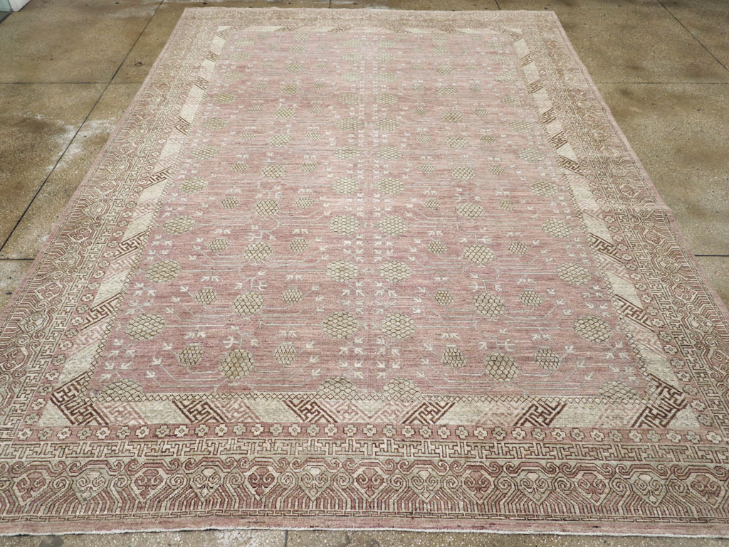 Contemporary East Turkestan Khotan Room Size Carpet, No.31332 - Staging