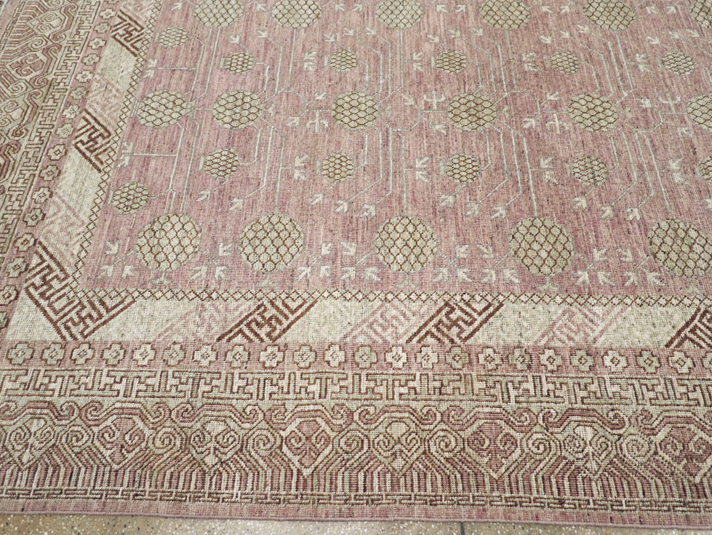 Contemporary East Turkestan Khotan Room Size Carpet, No.31332 - Staging