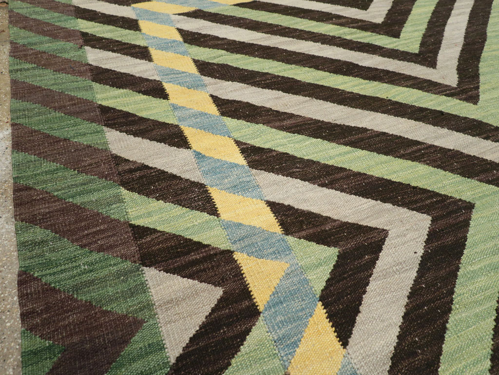 Contemporary Turkish Flatweave Room Size Carpet, No.31348 - Staging