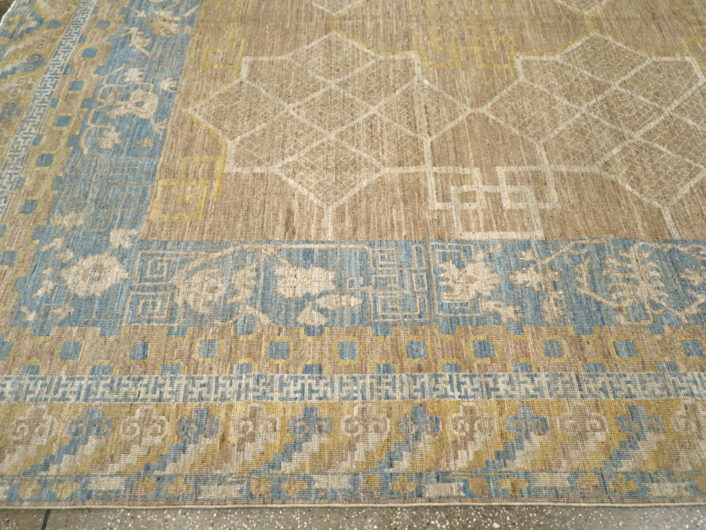 Contemporary East Turkestan Khotan Room Size Carpet, No.31356 - Staging