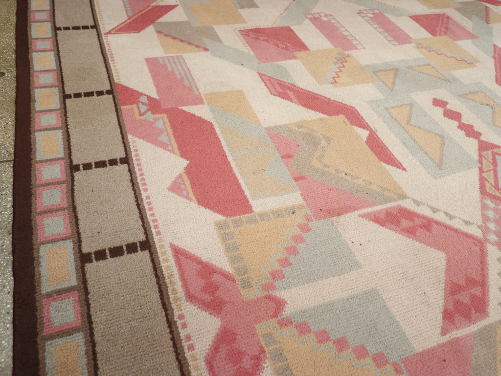 Vintage European Art Deco Large Room Size Carpet, No.31378 - Staging