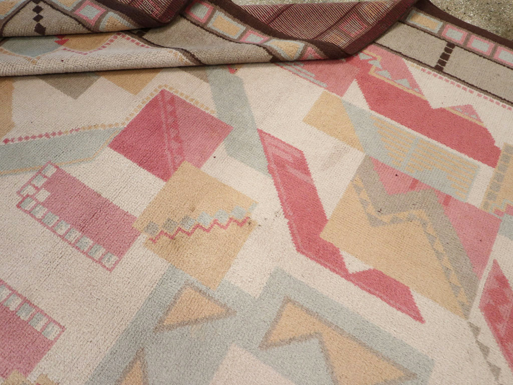 Vintage European Art Deco Large Room Size Carpet, No.31378 - Staging