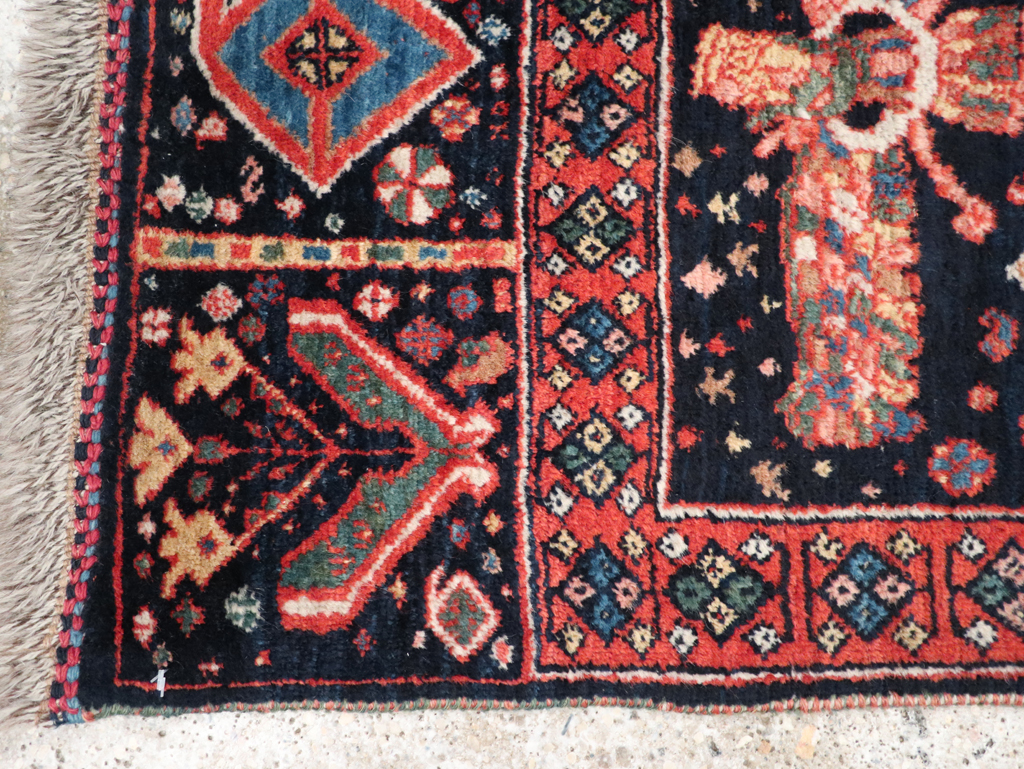 Persian Qashqai Pictorial Rug, No.31396 - Staging