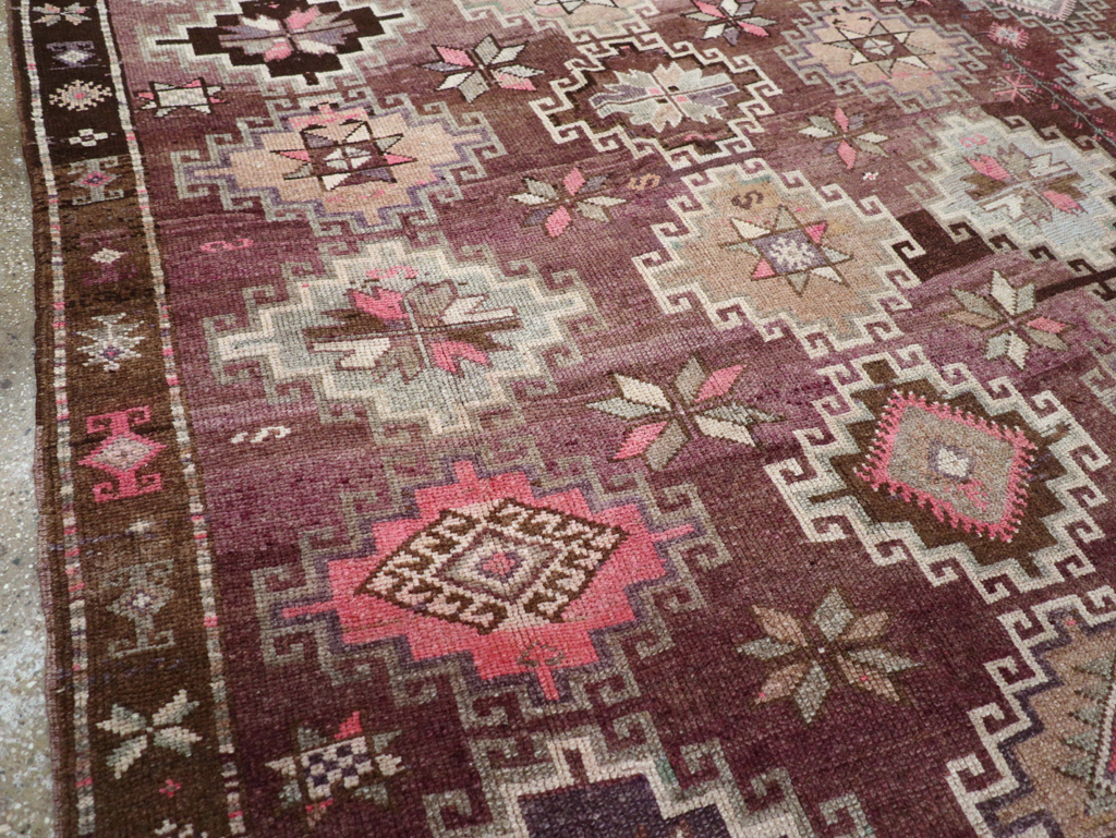 Vintage Turkish Anatolian Room Size Carpet, No.31399 - Staging