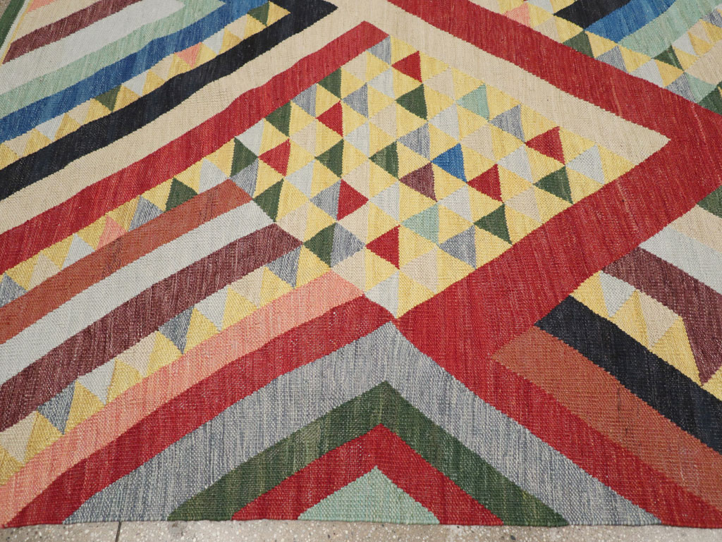 Contemporary Turkish Flatweave Room Size Carpet, No.31401 - Staging