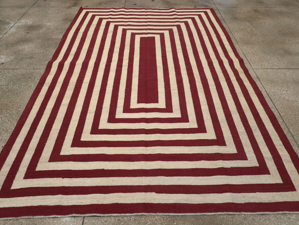 Contemporary Turkish Flatweave Accent Carpet, No.31412 - Staging