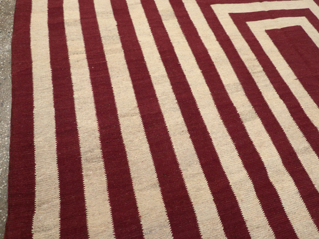 Contemporary Turkish Flatweave Accent Carpet, No.31412 - Staging