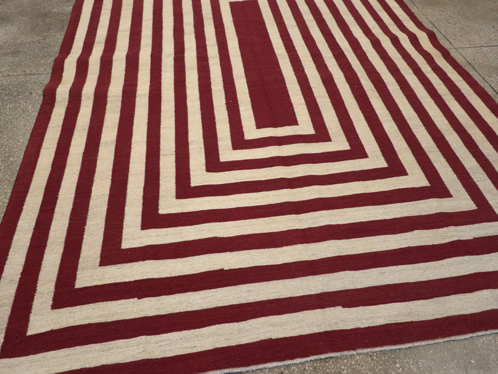 Contemporary Turkish Flatweave Accent Carpet, No.31412 - Staging