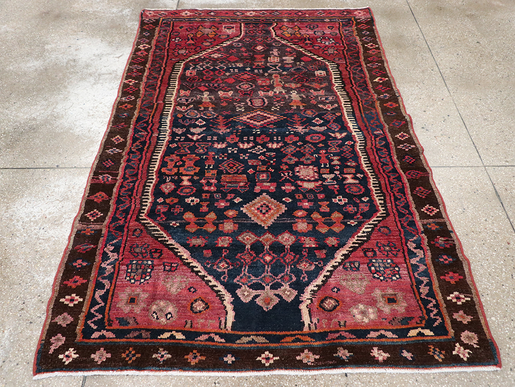 Vintage Persian Hamadan Pictorial Accent Rug, No.31413 - Staging