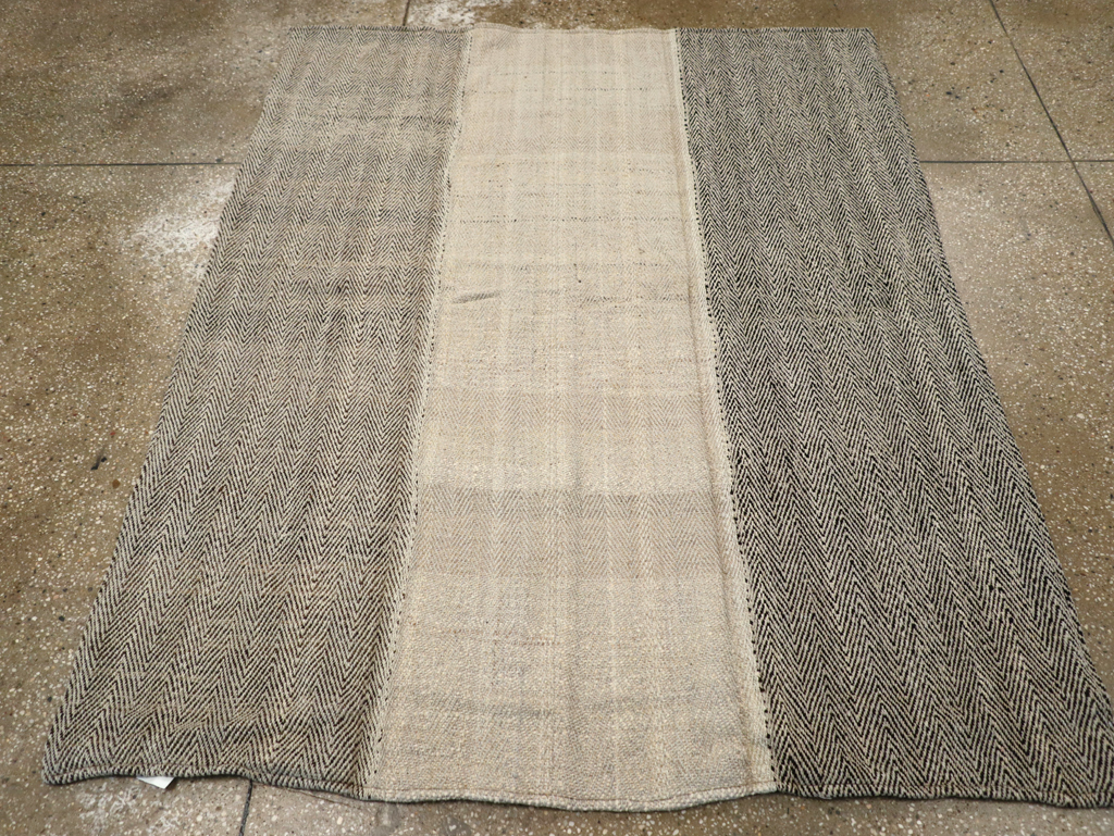 Modern Turkish Flatweave Accent Rug, No.31414 - Staging