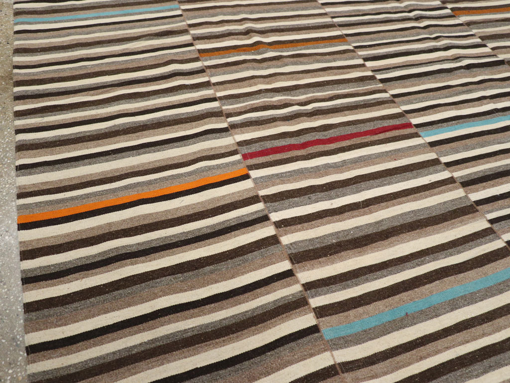 Modern Turkish Flatweave Room Size Carpet, No.31416 - Staging