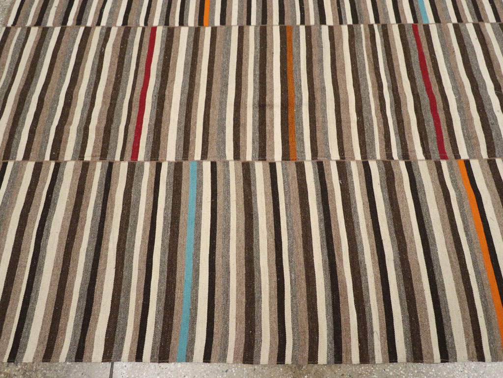 Modern Turkish Flatweave Room Size Carpet, No.31416 - Staging