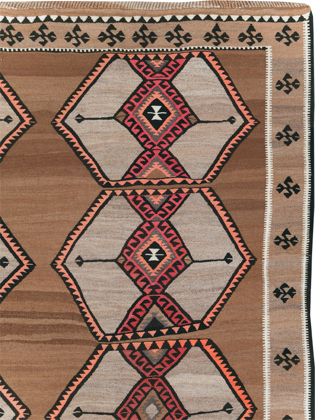 Vintage Turkish Flatweave Kilim Room Size Carpet, No.31423 - Staging
