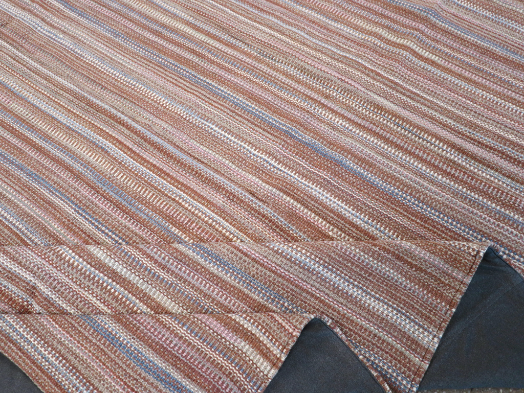 Modern Turkish Flatweave Room Size Carpet, No.31425 - Staging