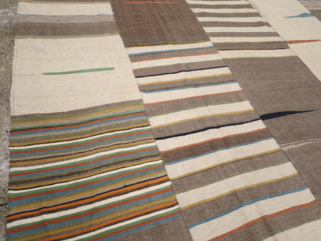 Modern Turkish Flatweave Room Size Carpet, No.31427 - Staging