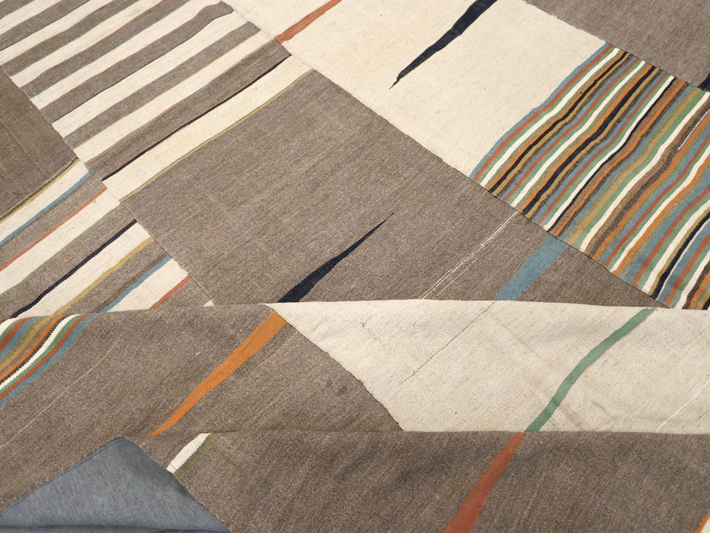 Modern Turkish Flatweave Room Size Carpet, No.31427 - Staging