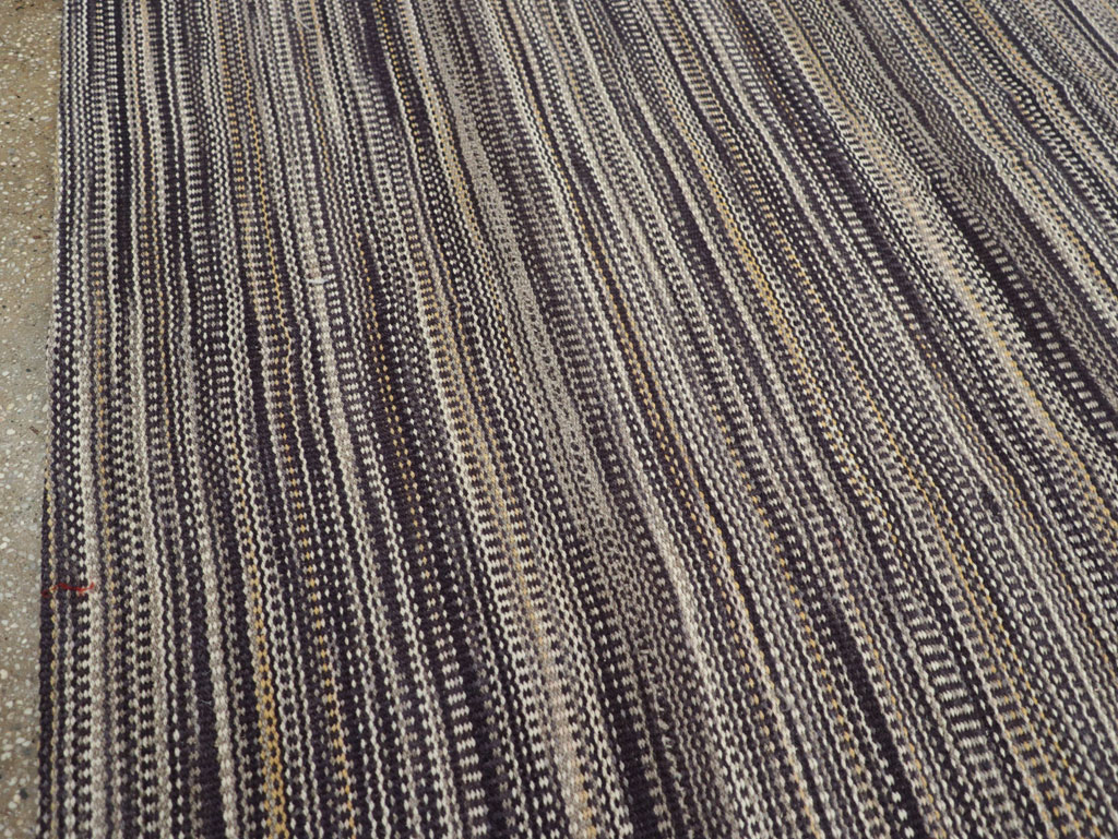 Modern Turkish Flatweave Room Size Carpet, No.31432 - Staging