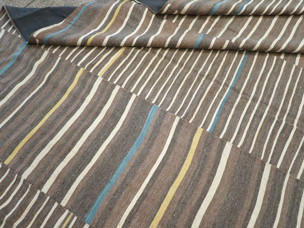 Modern Turkish Flatweave Large Room Size Carpet, No.31435 - Staging