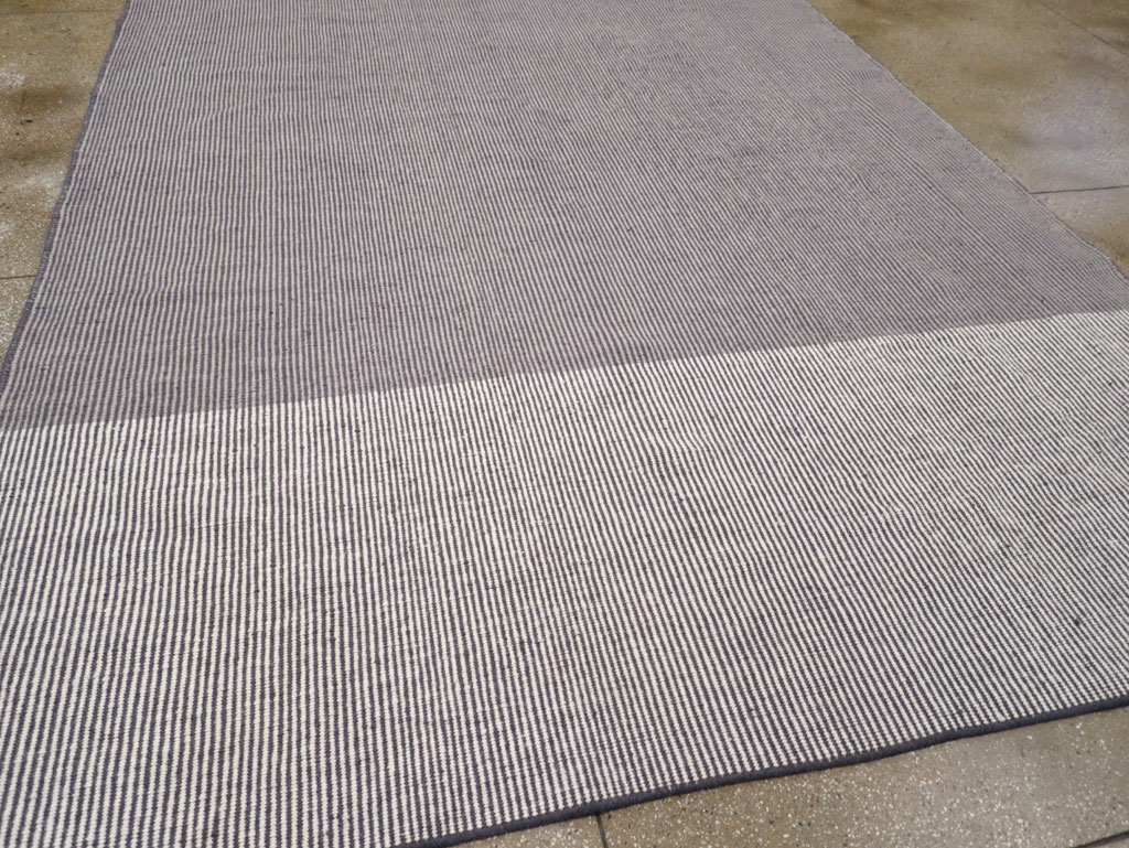Contemporary Turkish Flatweave Room Size Carpet, No.31447 - Staging
