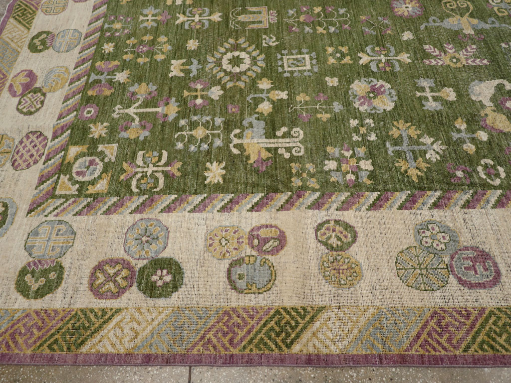 Modern East Turkestan Khotan Room Size Carpet, No.31454 - Staging