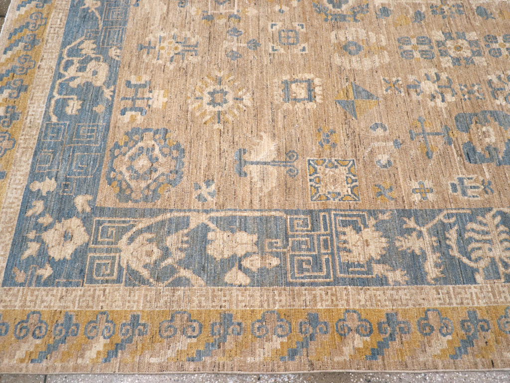 Modern East Turkestan Khotan Room Size Carpet, No.31458 - Staging