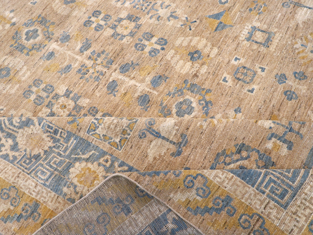 Modern East Turkestan Khotan Room Size Carpet, No.31458 - Staging