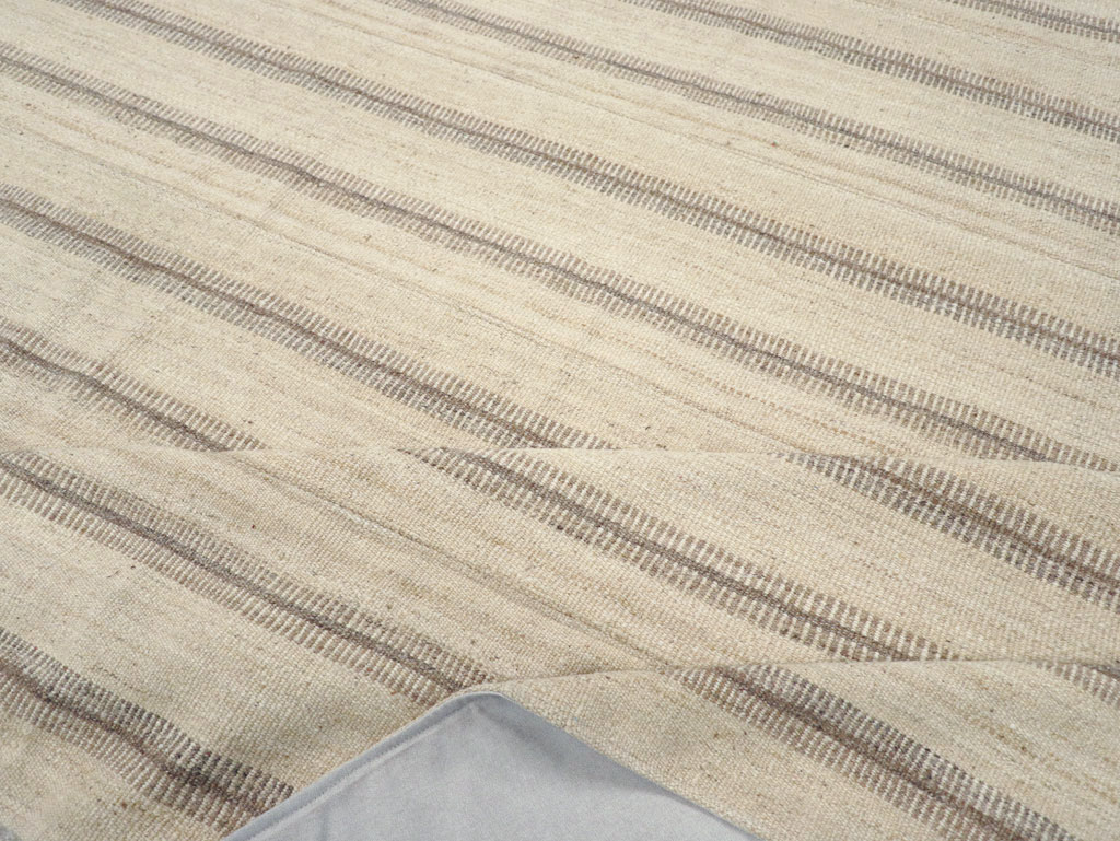 Vintage Turkish Flatweave Kilim Room Size Carpet, No.31464 - Staging