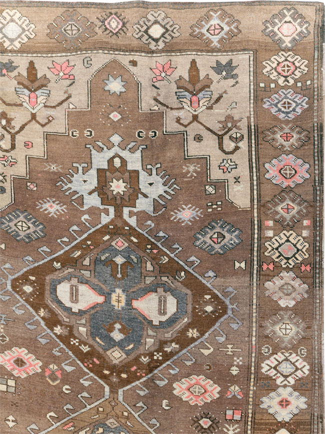 Vintage Turkish Anatolian Tribal Room Size Carpet, No.31467 - Staging