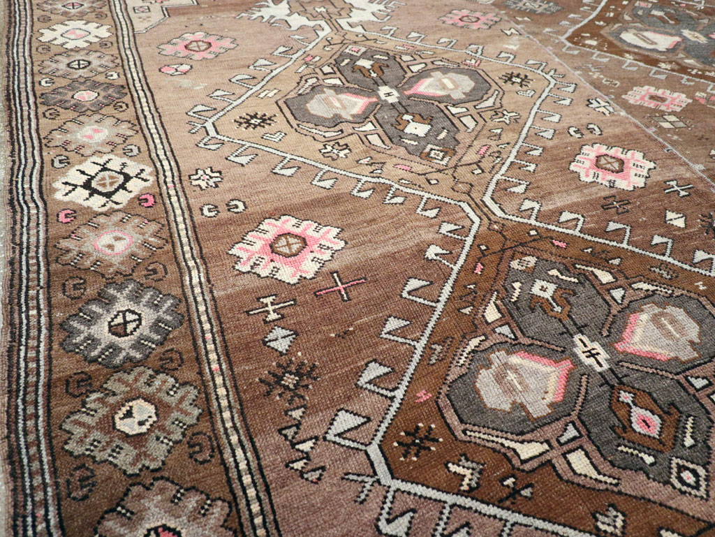 Vintage Turkish Anatolian Tribal Room Size Carpet, No.31467 - Staging