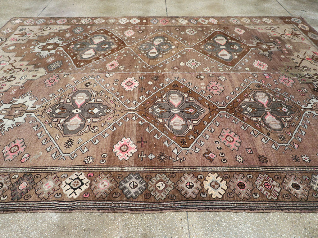 Vintage Turkish Anatolian Tribal Room Size Carpet, No.31467 - Staging