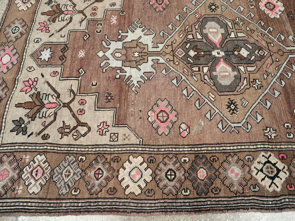 Vintage Turkish Anatolian Tribal Room Size Carpet, No.31467 - Staging