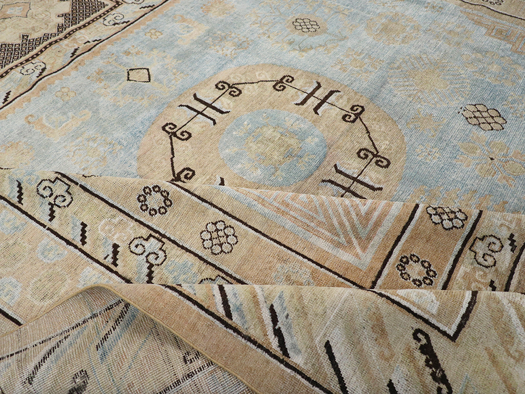 Antique East Turkestan Khotan Large Carpet, No.31472 - Staging