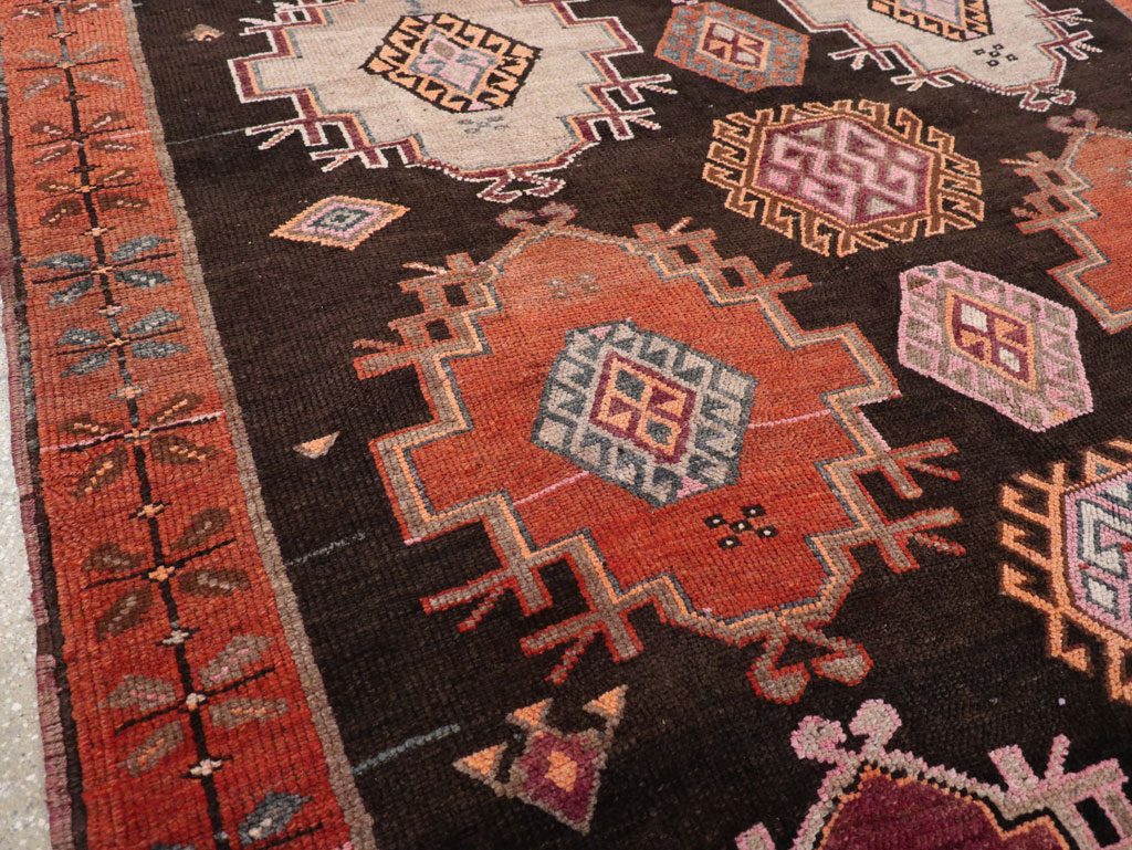 Vintage Turkish Anatolian Small Room Size Carpet, No.31479 - Staging
