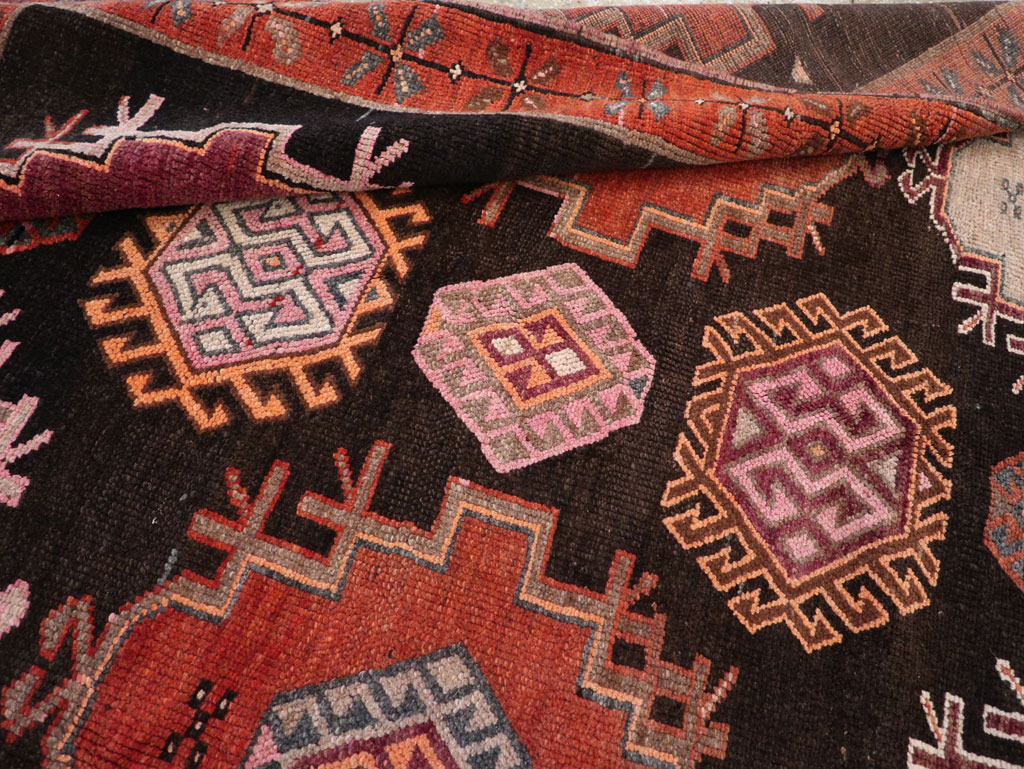 Vintage Turkish Anatolian Small Room Size Carpet, No.31479 - Staging