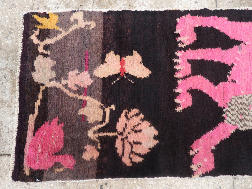 Vintage Tibetan Small Pictorial Runner, No.31487 - Staging