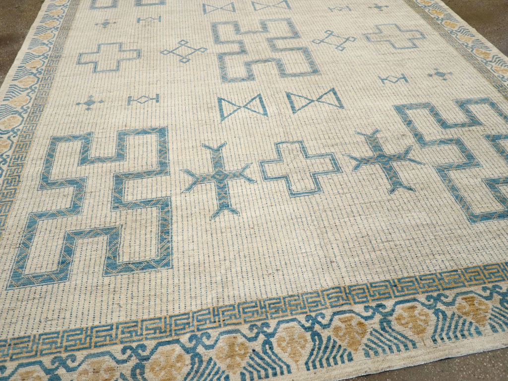 African Tuareg Inspired Modern East Turkestan Khotan Room Size Carpet, No.31498 - Staging