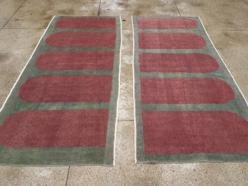 Vintage Turkish Art Deco Style Rug, No.31513 - Staging