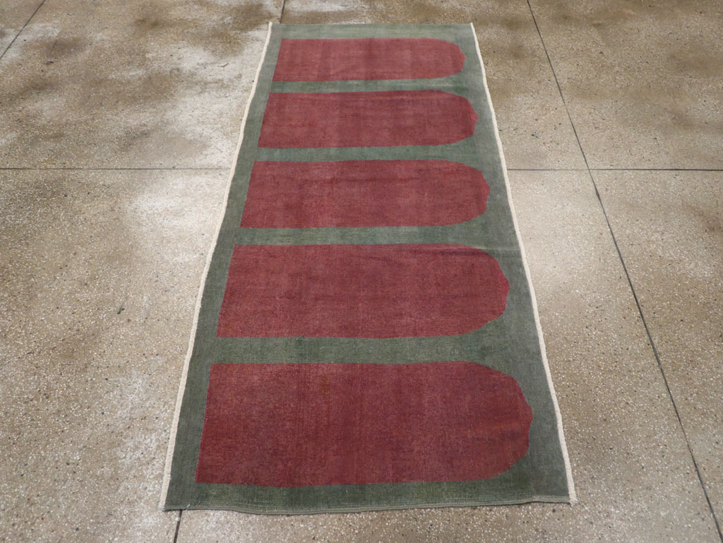 Vintage Turkish Art Deco Style Rug, No.31515 - Staging